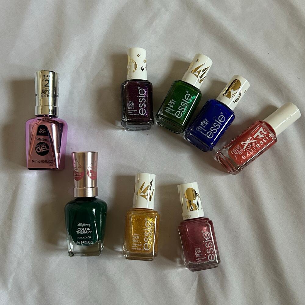 essie and sally hansen brand new 8 nail polish bundle